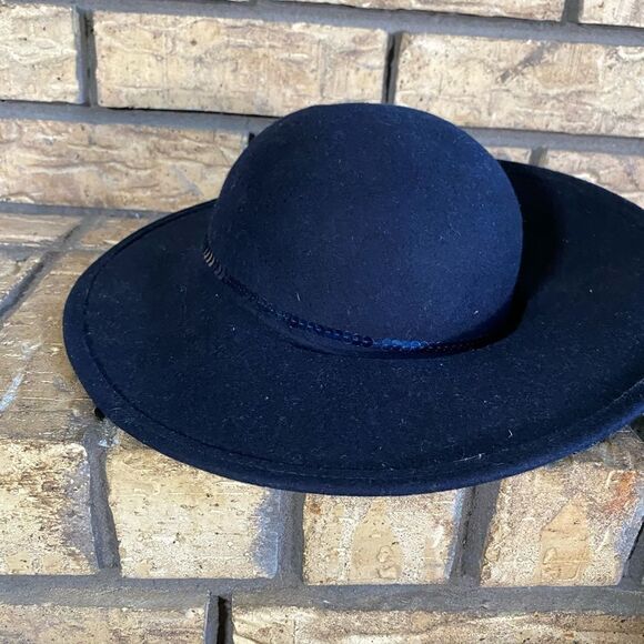 Sequin leather hat - Picture 2 of 7